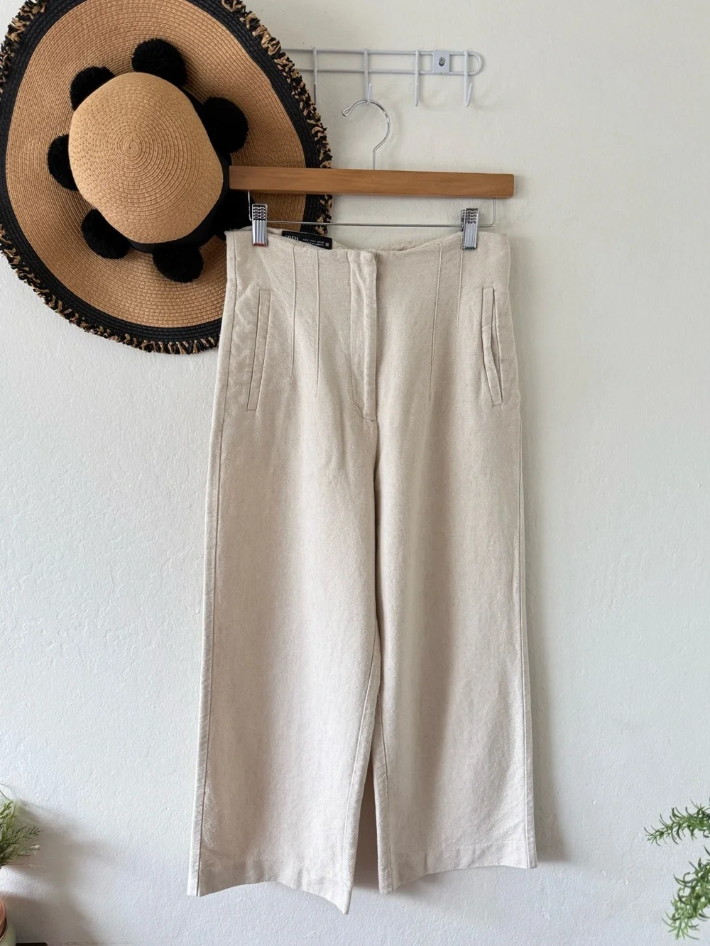 Zara Oatmeal Linen Blend Cropped Wide Leg Pants Size Medium Coastal Grandma